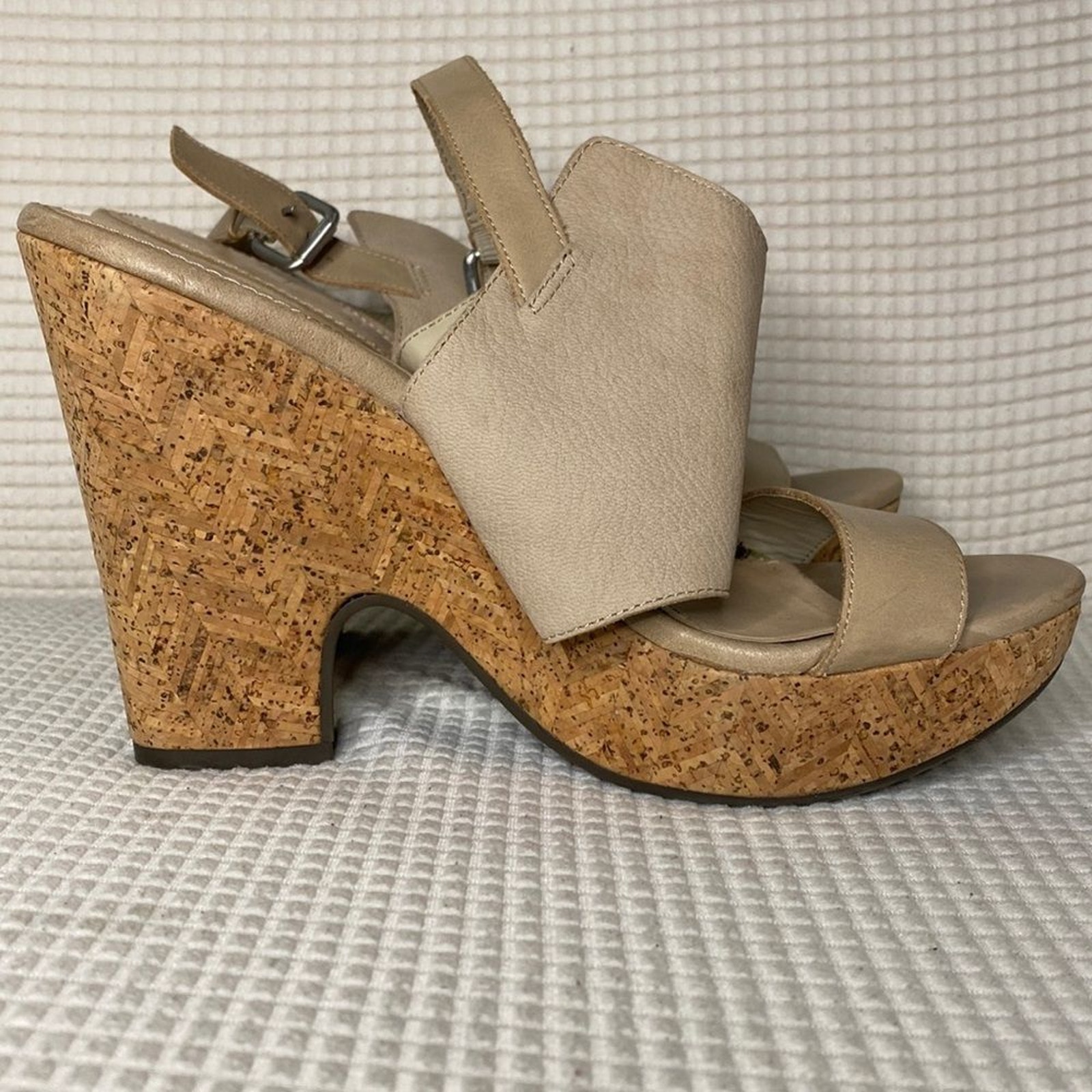 Naya Wedge Heels Size 8.5